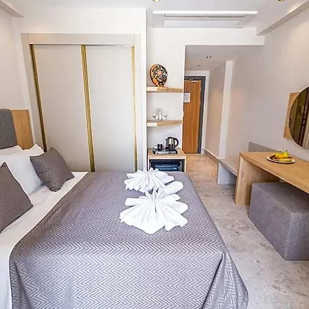 222 Hisaroenue Ξενοδοχείο Cedit